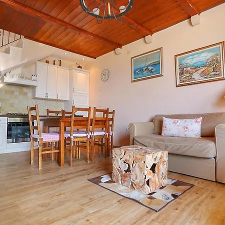 Puharici Sleeps 5 With Pool Air Con And Wifi Vila Makarská