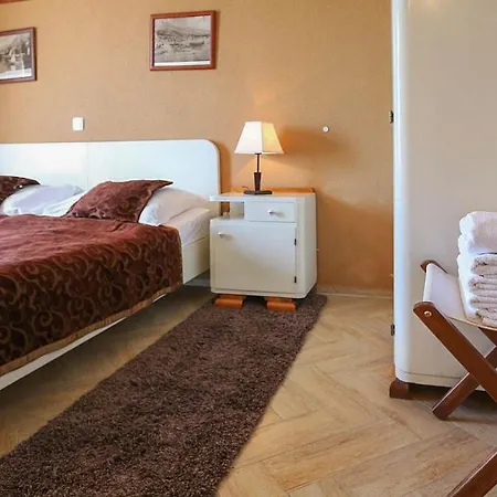 Puharici Sleeps 5 With Pool Air Con And Wifi Vila Makarská